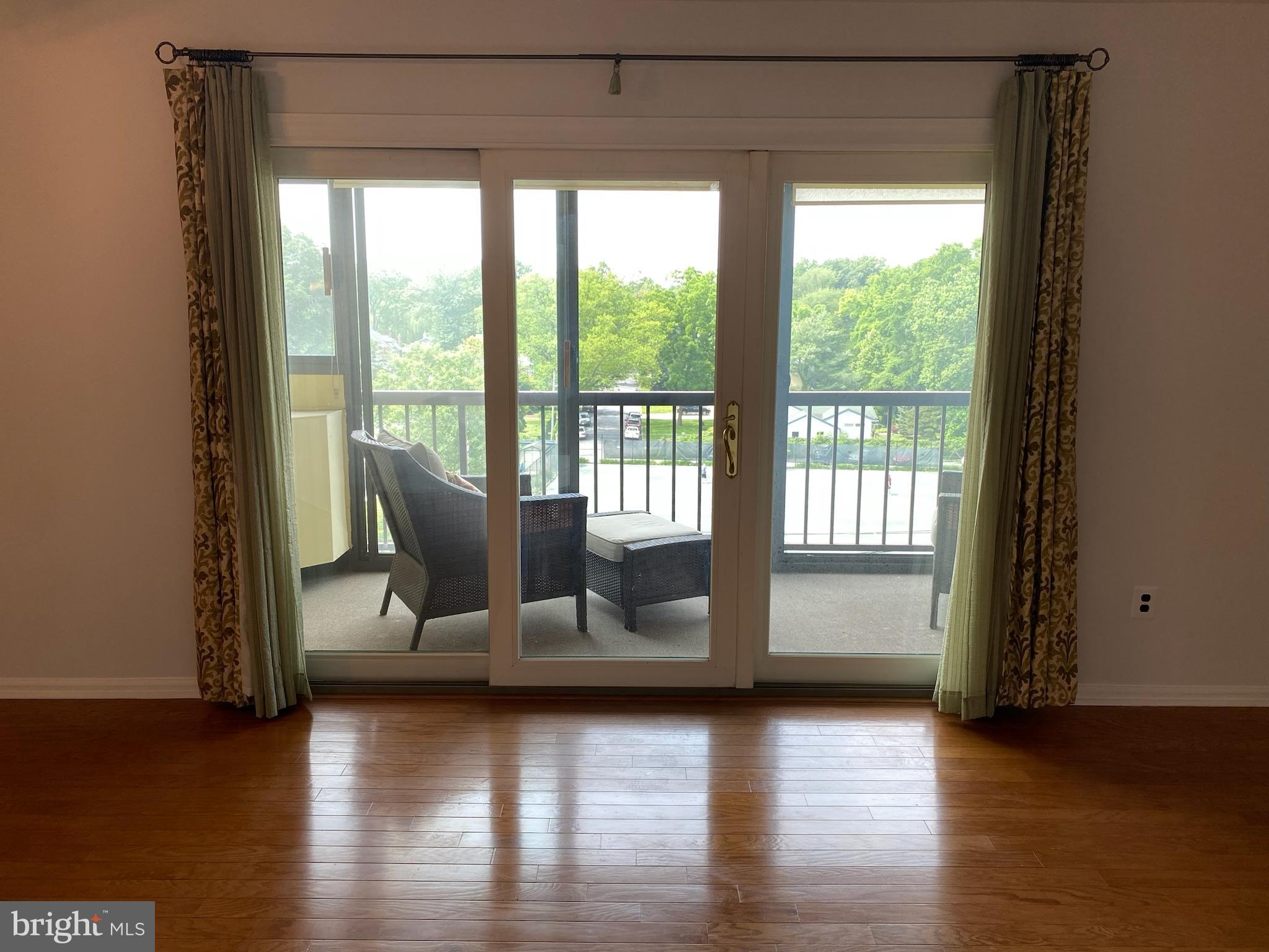 503 Haddonfield Commons, Unit 503 Haddonfield, NJ 08033 - Photo 8 of 34 Gallery Image 8