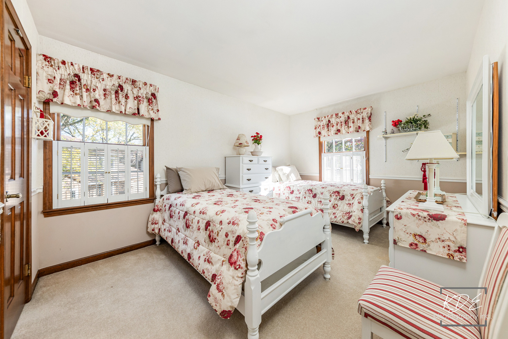 923 Tim Tam Circle Naperville, IL 60540 - Photo 15 of 28 a bedroom with a bed and a window