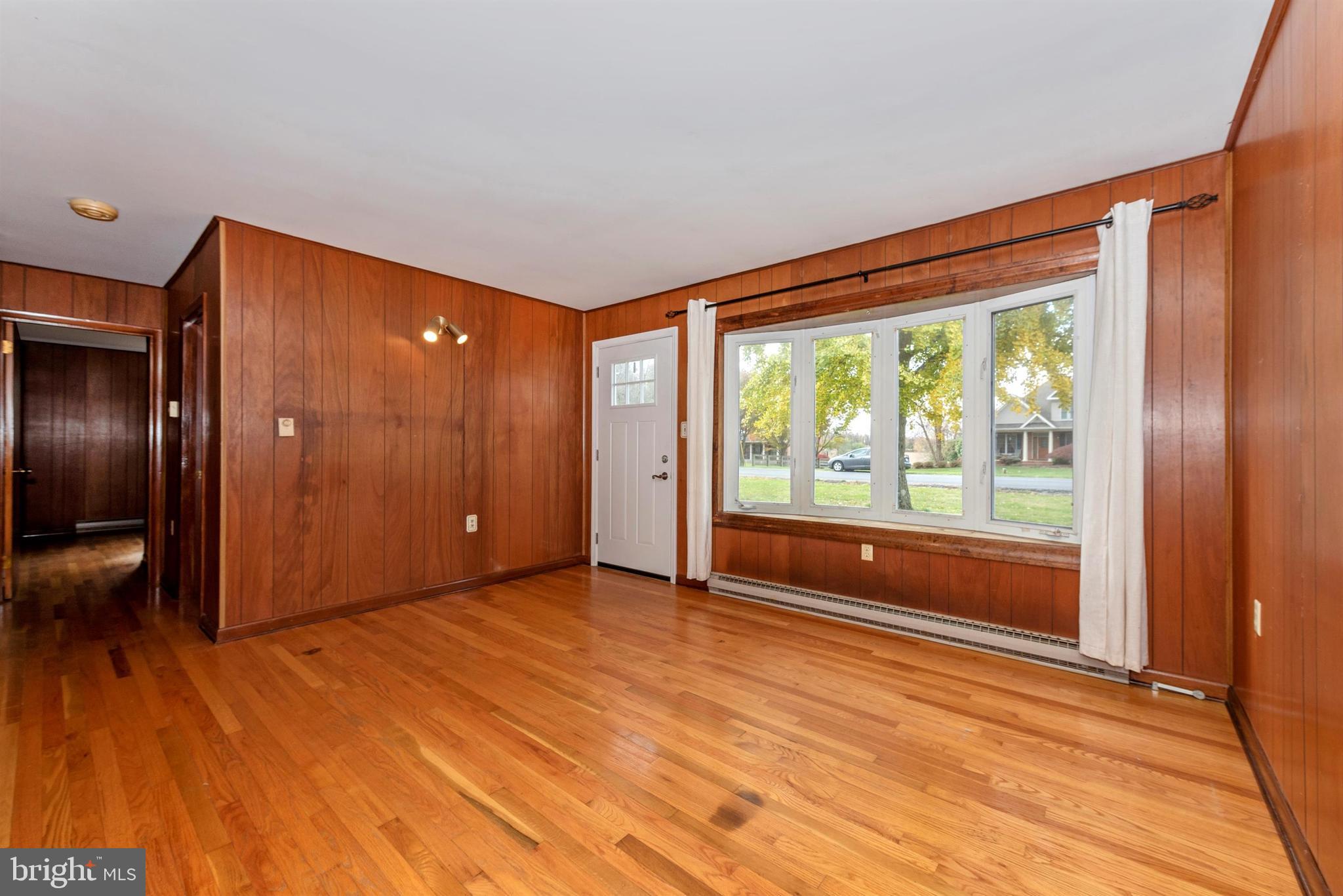 8621 Chestnut Grove Road Frederick, MD 21701 - Photo 6 of 22 Don't you love the hardwood flooring?