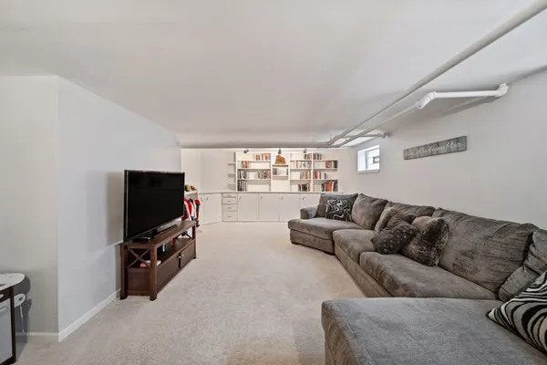 $865,000 | 397 Holly Avenue, Elmhurst, IL 60126