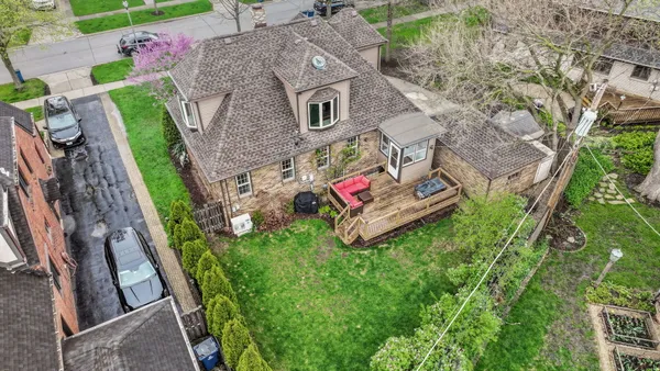 $865,000 | 397 Holly Avenue, Elmhurst, IL 60126