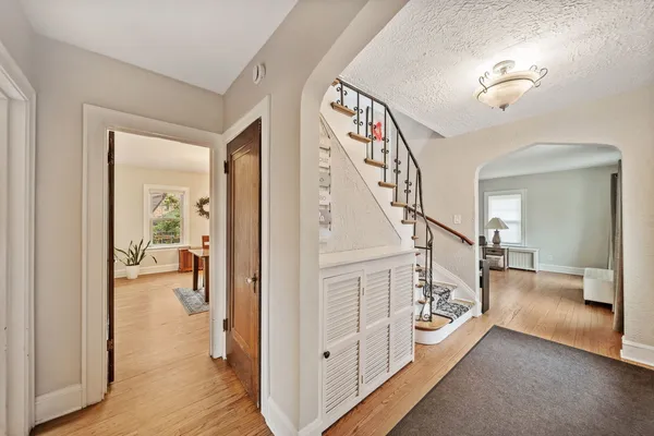$865,000 | 397 Holly Avenue, Elmhurst, IL 60126