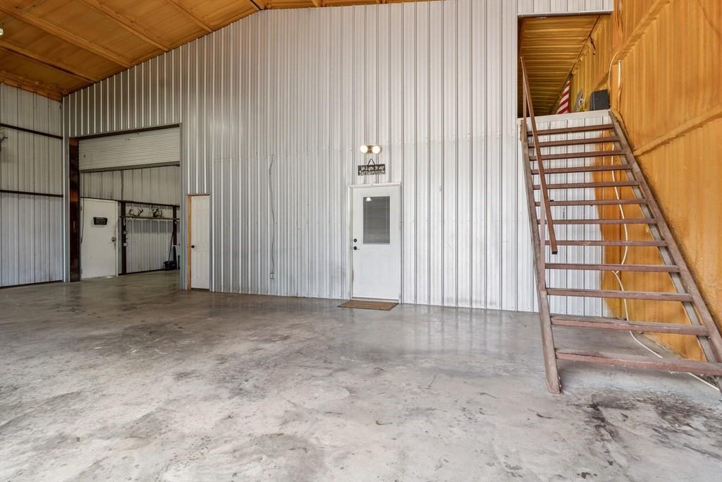 800 County Road 2807 Mabank, TX 75147 - Photo 29 of 40 a view of a house with entryway