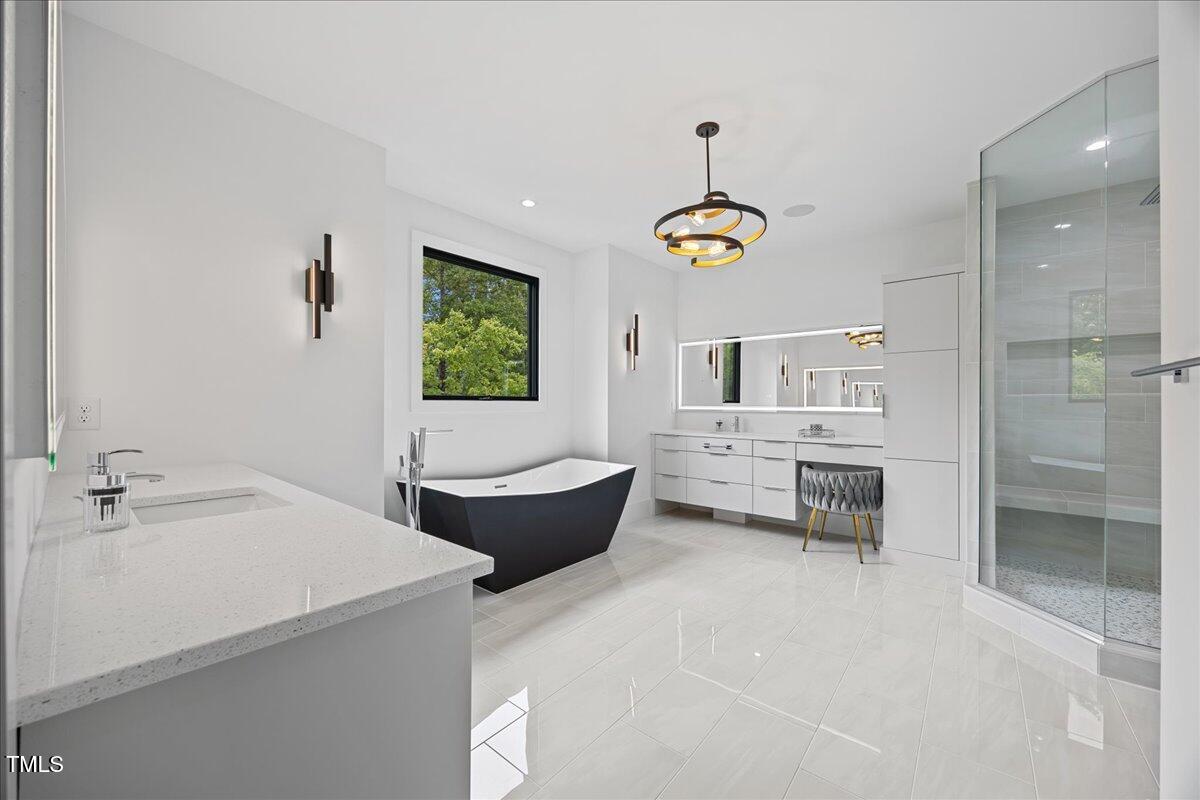1048 Montvale Ridge Drive Cary, NC 27519 - Photo 25 of 59 086-2A1A9796