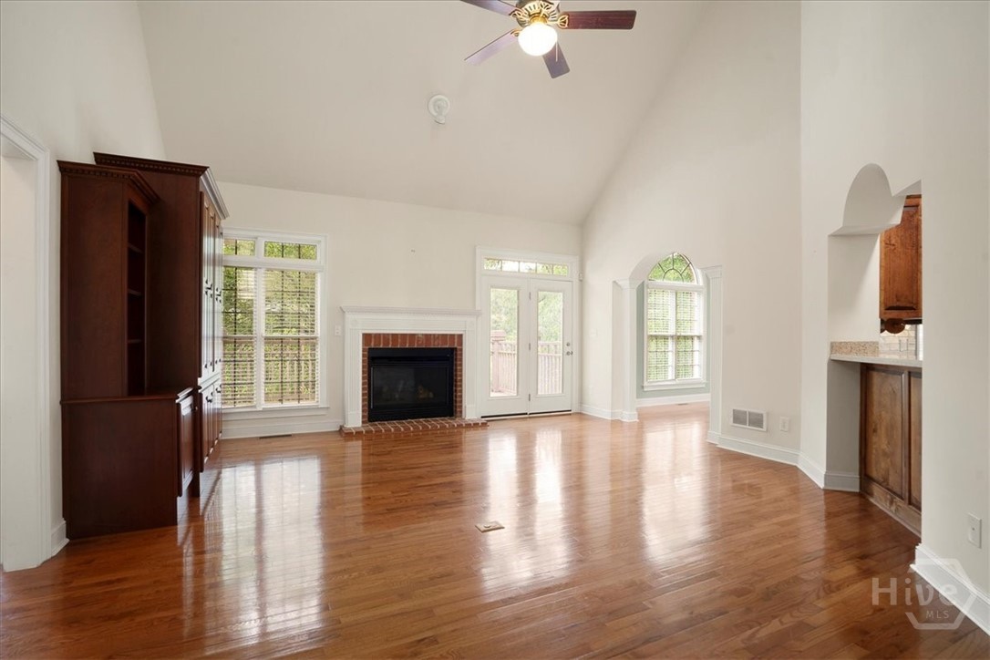 104 Annas Walk Athens, GA 30606 - Photo 5 of 50 Soaring ceilings & expansive hardwoods