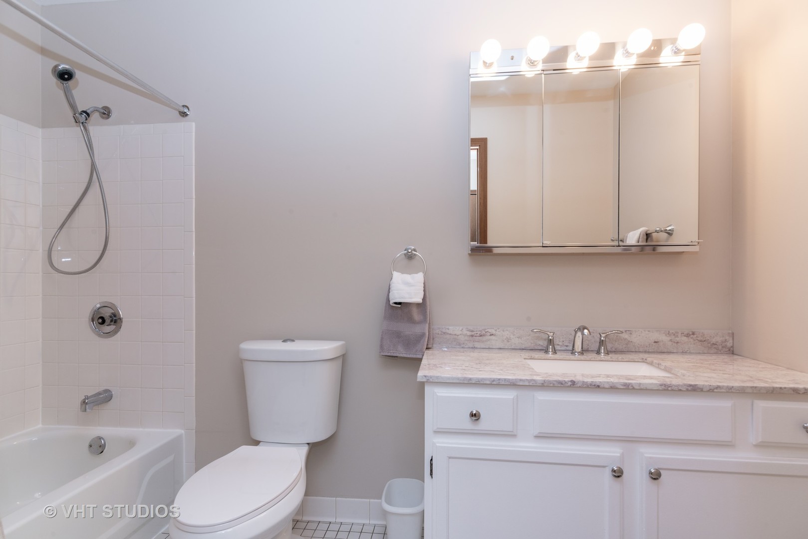 800 Ridge Road, Unit 115 Wilmette, IL 60091 - Photo 7 of 11