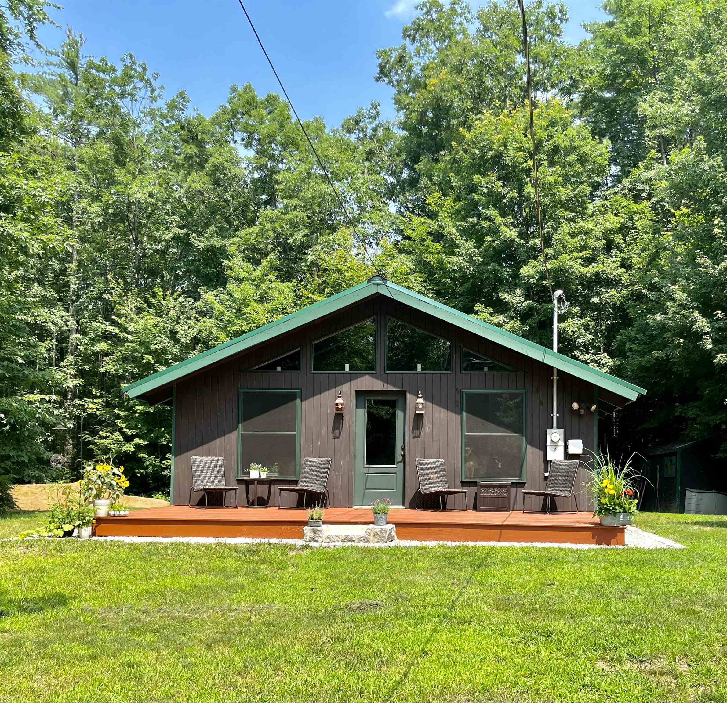 424 Old Mill Road Conway, NH 03813 - Photo 2 of 27