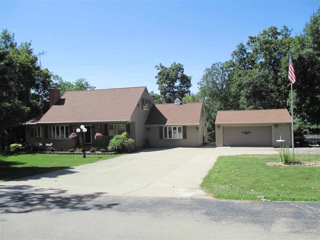 6524 North Deer Path Road Oregon, IL 61061 - Photo 1 of 25 Gallery Image 1