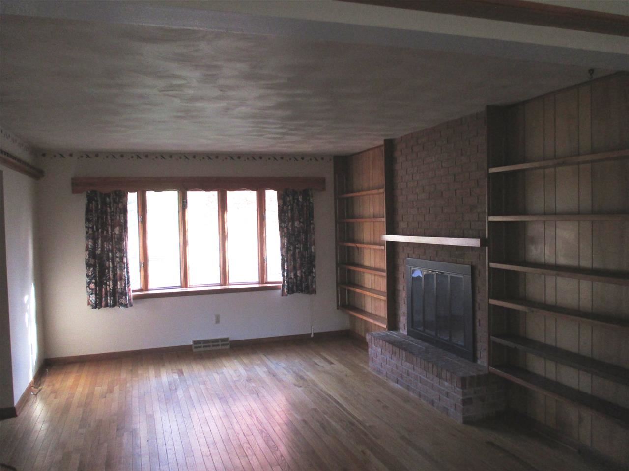 6524 North Deer Path Road Oregon, IL 61061 - Photo 3 of 25 Gallery Image 3