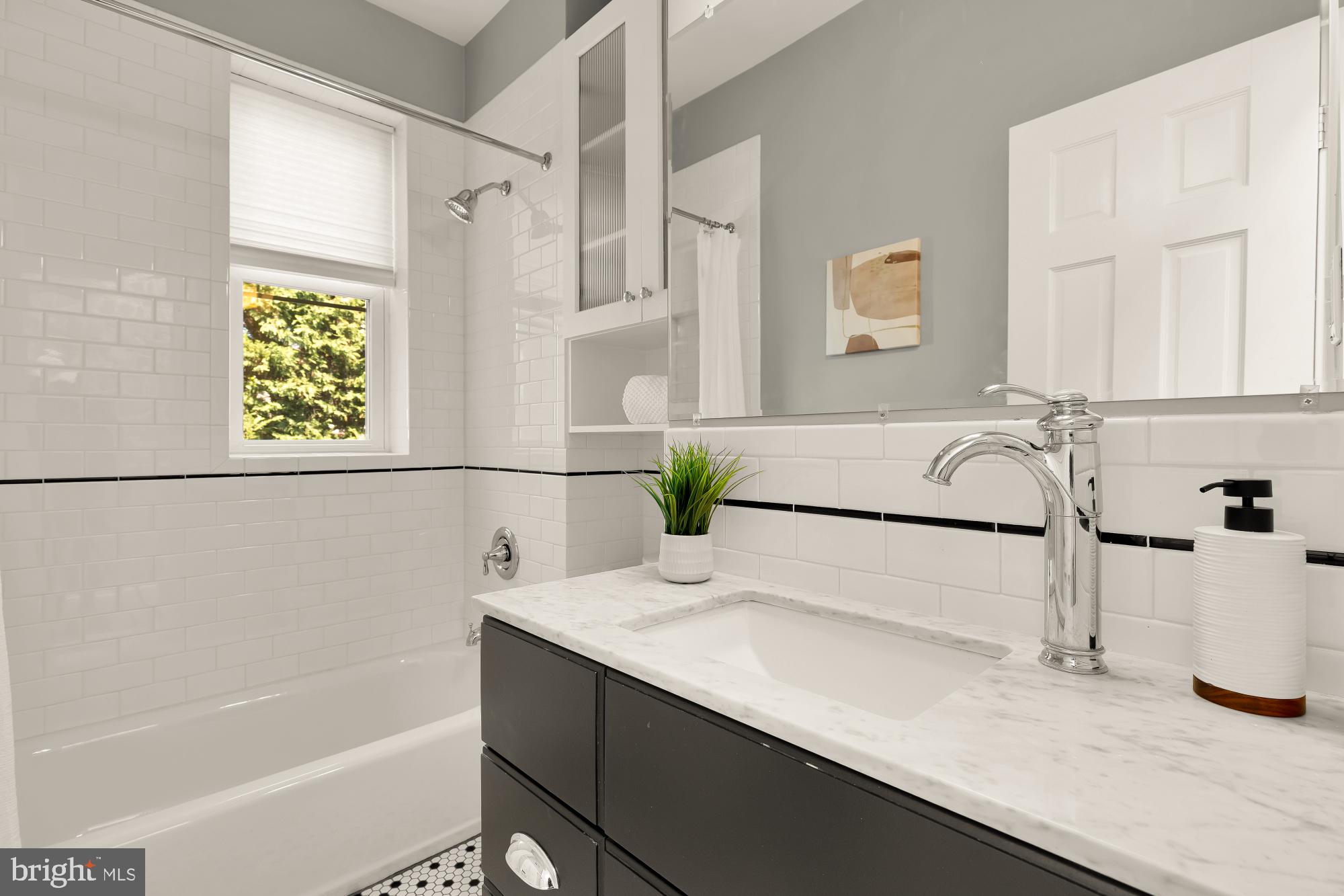 216 12th Street Southeast Washington, DC 20003 - Photo 16 of 36