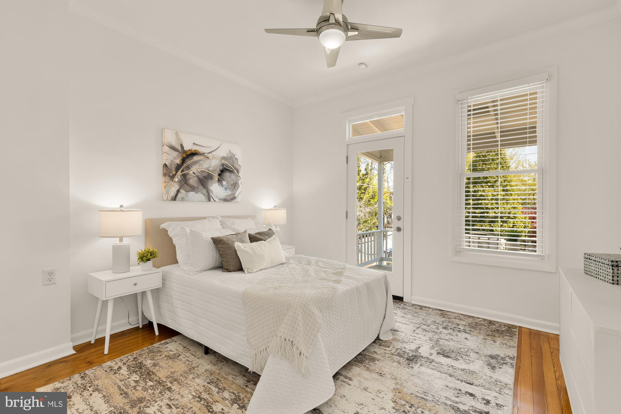 216 12th Street Southeast Washington, DC 20003 - Photo 17 of 36