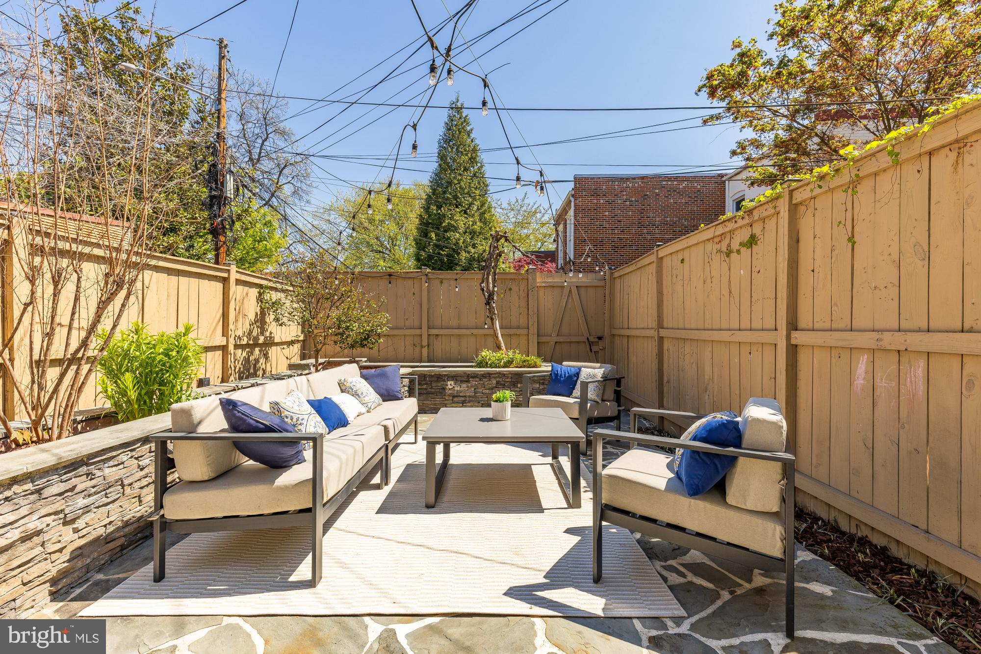 216 12th Street Southeast Washington, DC 20003 - Photo 8 of 36