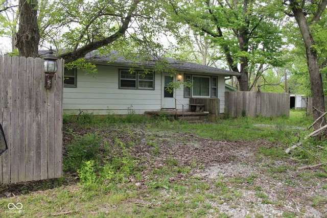 $950,000 | 338 East Park Street, Westfield, IN 46074