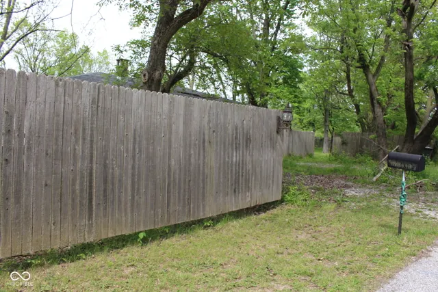 $950,000 | 338 East Park Street, Westfield, IN 46074