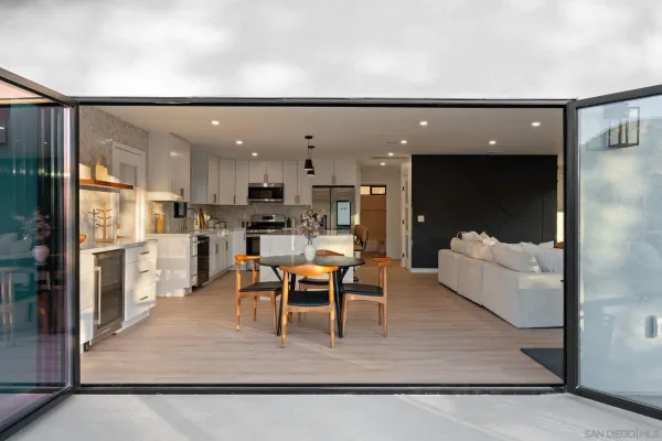 $1,099,900 | 634 Silverbrook Drive, El Cajon, CA 92019