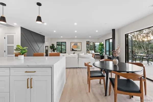 $1,099,900 | 634 Silverbrook Drive, El Cajon, CA 92019