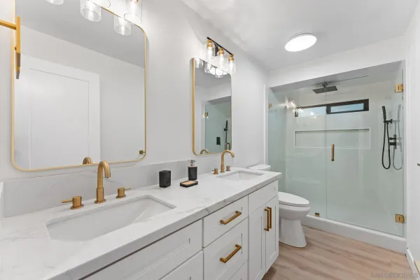 $1,099,900 | 634 Silverbrook Drive, El Cajon, CA 92019