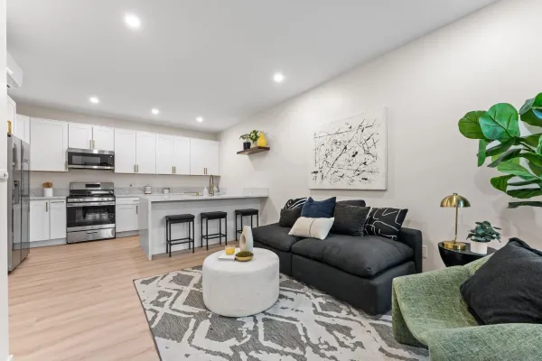 $1,099,900 | 634 Silverbrook Drive, El Cajon, CA 92019