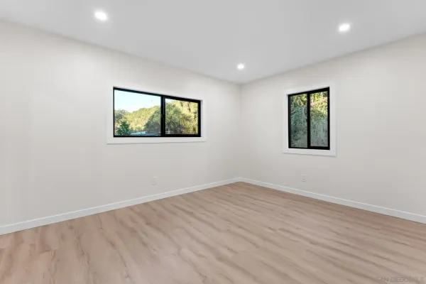 $1,099,900 | 634 Silverbrook Drive, El Cajon, CA 92019