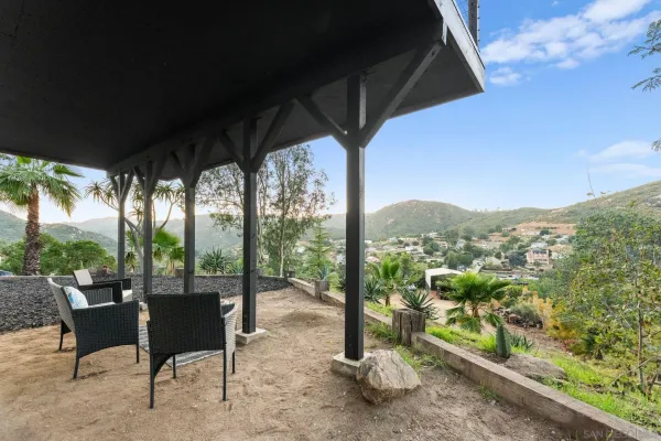 $1,099,900 | 634 Silverbrook Drive, El Cajon, CA 92019