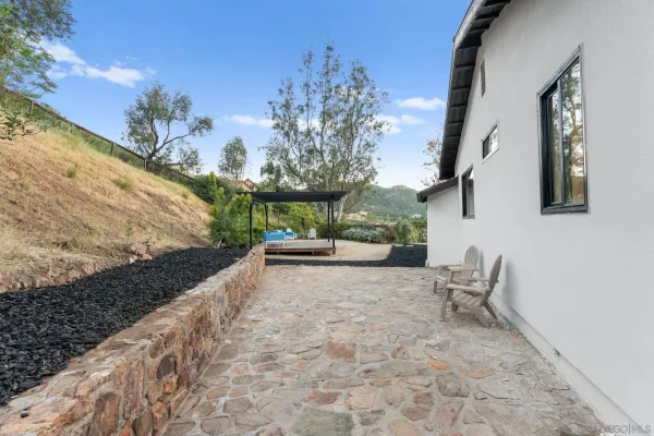 $1,099,900 | 634 Silverbrook Drive, El Cajon, CA 92019