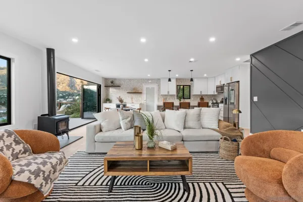 $1,099,900 | 634 Silverbrook Drive, El Cajon, CA 92019