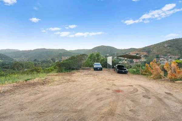 $1,099,900 | 634 Silverbrook Drive, El Cajon, CA 92019