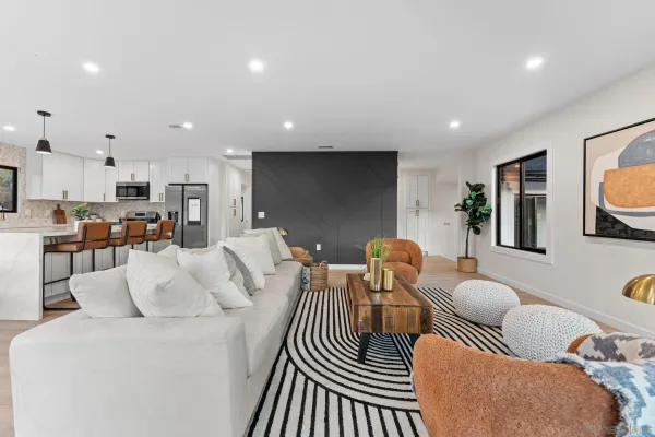 $1,099,900 | 634 Silverbrook Drive, El Cajon, CA 92019