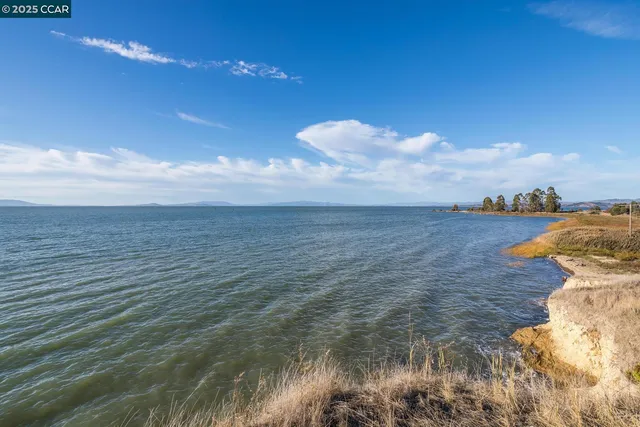 $749,000 | 1769 Redwood Road, Hercules, CA 94547