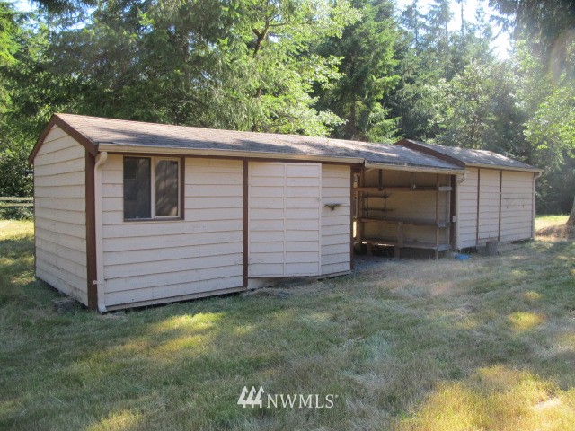 16610 Littlerock Road Southwest Rochester, WA 98579 - Photo 5 of 15