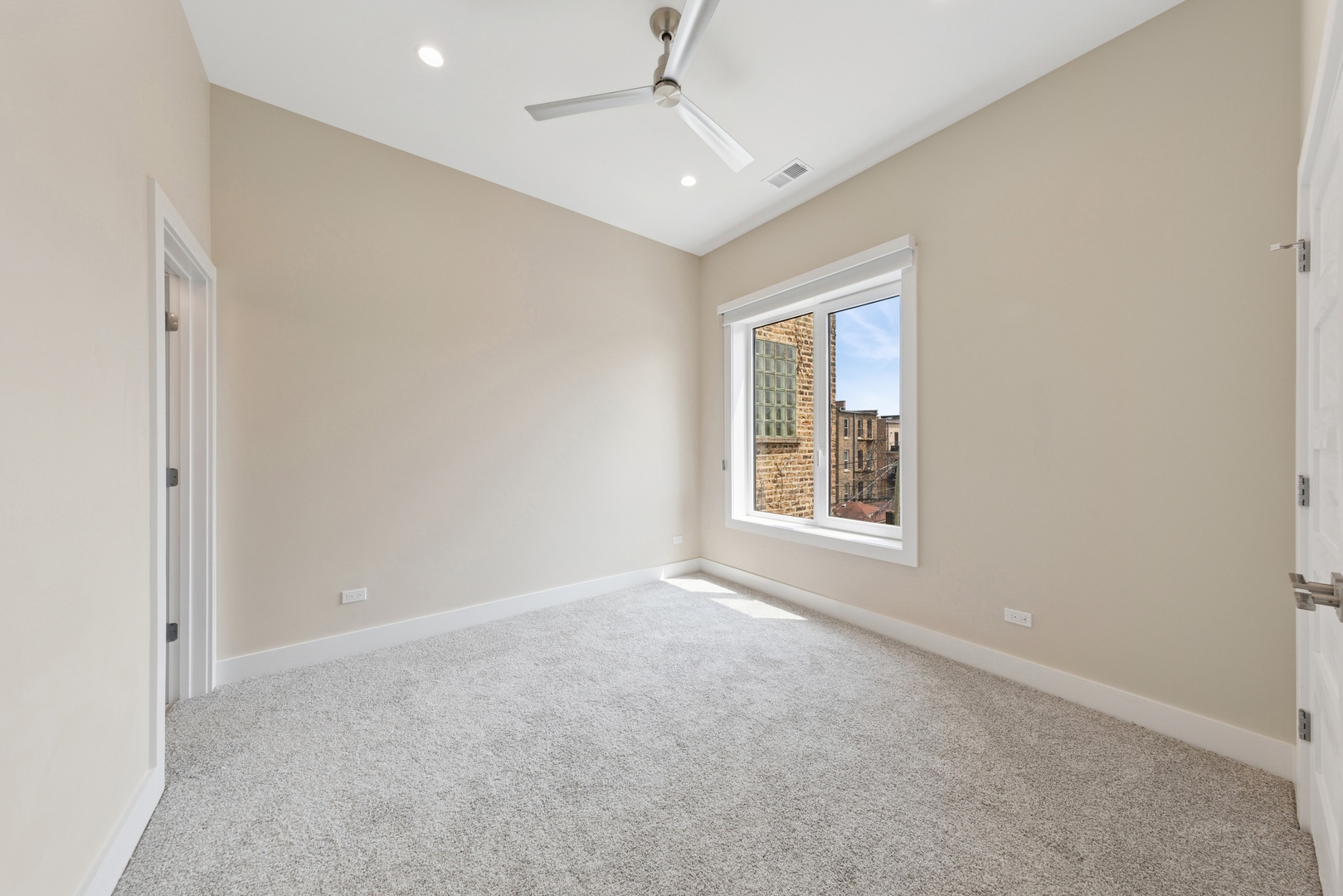 1917 West Division Street, Unit PH Chicago, IL 60622 - Photo 14 of 19