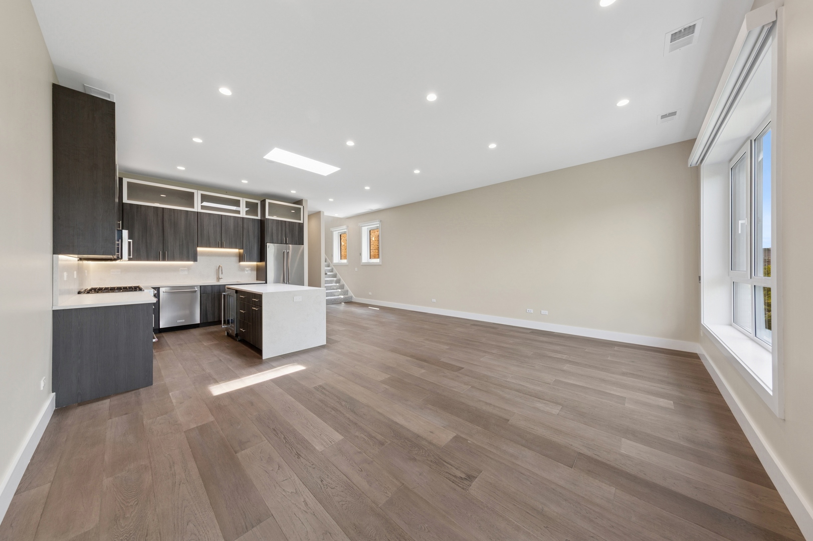 1917 West Division Street, Unit PH Chicago, IL 60622 - Photo 5 of 19