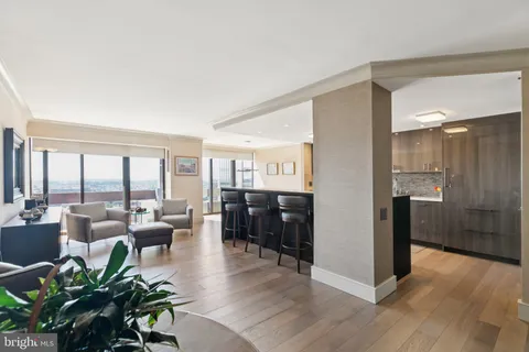 $800,000 | 1326 Spruce Street, Unit 3002-3004, Philadelphia, PA 19107