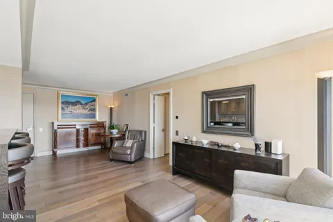 $800,000 | 1326 Spruce Street, Unit 3002-3004, Philadelphia, PA 19107