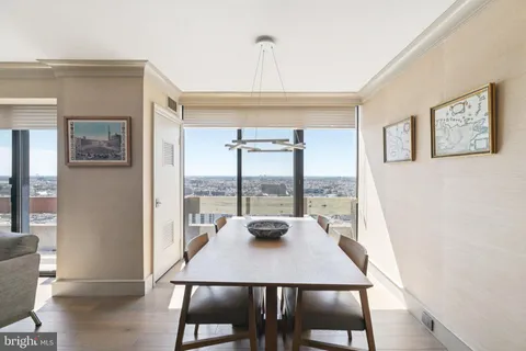 $800,000 | 1326 Spruce Street, Unit 3002-3004, Philadelphia, PA 19107