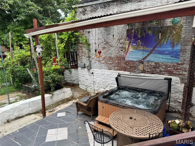 $207,000 | 6924 Minnesota Avenue, St. Louis, MO 63111