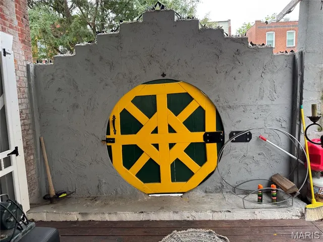 $207,000 | 6924 Minnesota Avenue, St. Louis, MO 63111