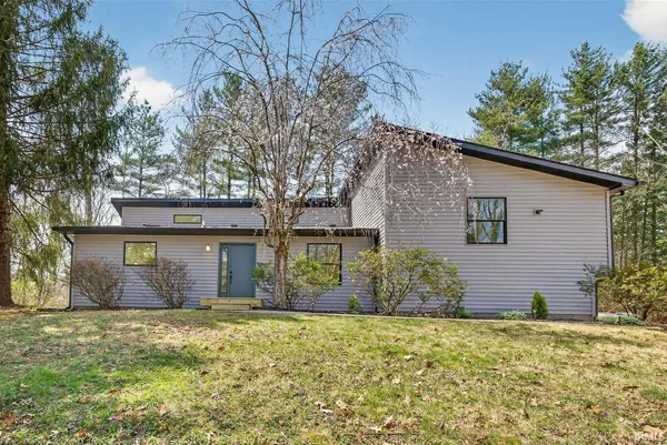 $599,000 | 4620 South Woodbine Drive, Bloomington, IN 47403