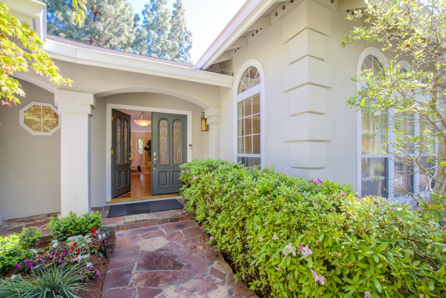 850 Nash Road Los Altos, CA 94024 - Photo 3 of 44 Gallery Image 3