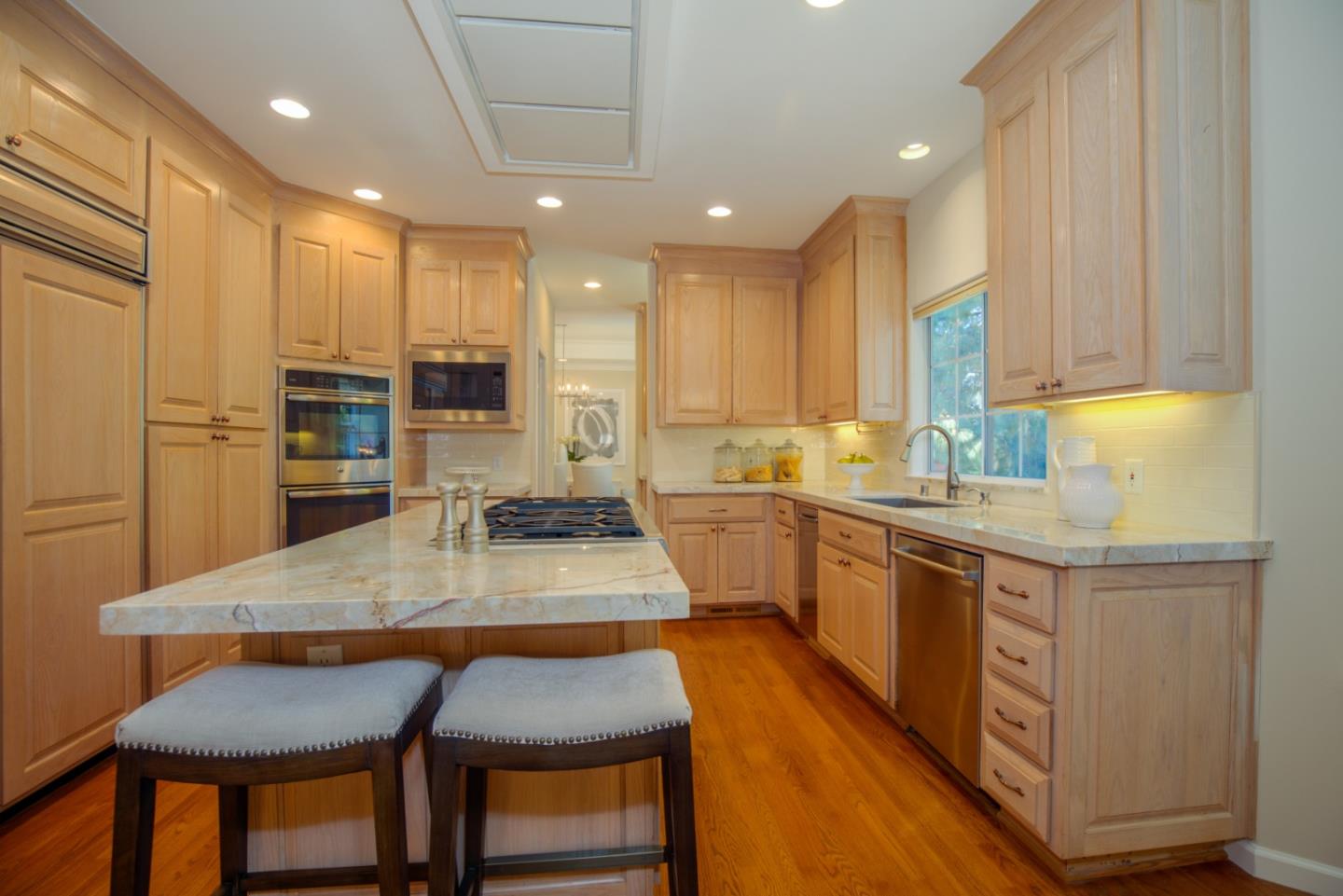 850 Nash Road Los Altos, CA 94024 - Photo 10 of 44 Gallery Image 10