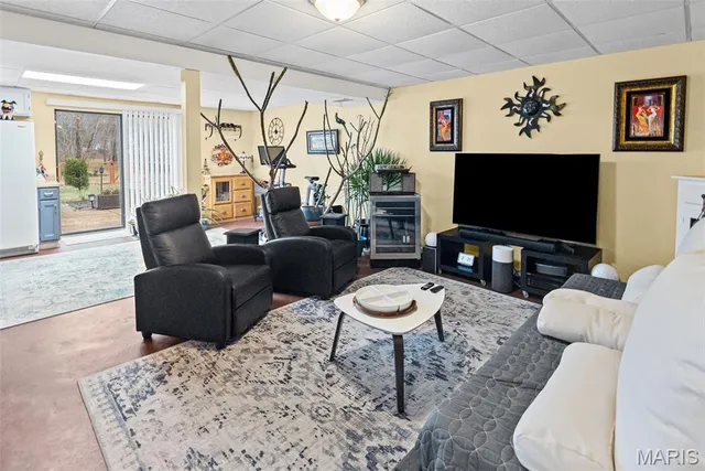 $419,900 | 116 Thomas Terrace, Edwardsville, IL 62025