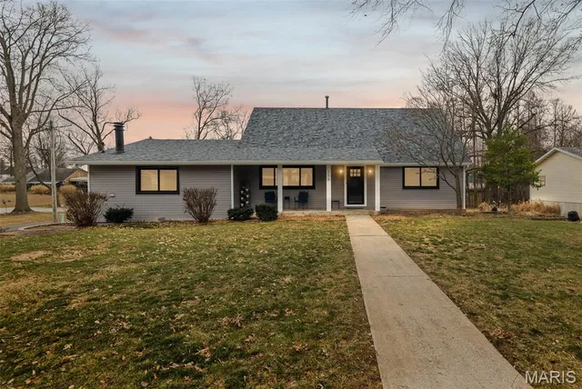 $419,900 | 116 Thomas Terrace, Edwardsville, IL 62025