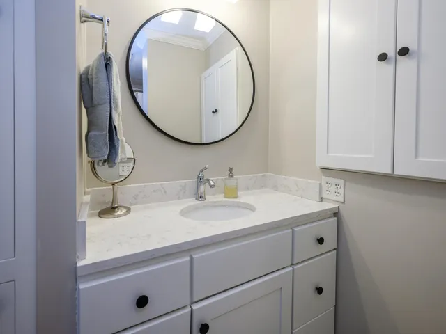 $249,900 | 471 West South Street, Unit 207, Kalamazoo, MI 49007