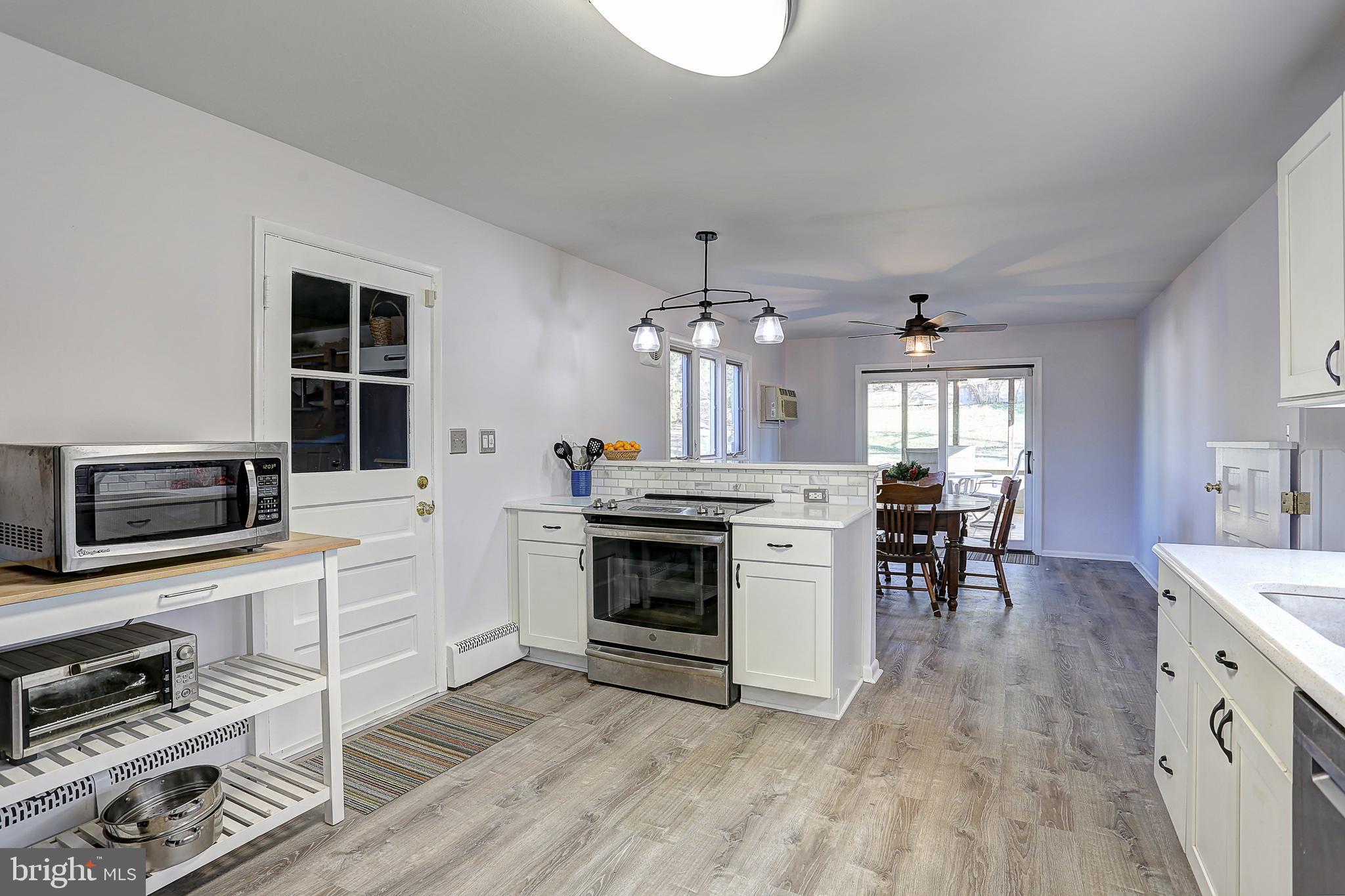 9238 Spring Valley Road Ellicott City, MD 21043 - Photo 8 of 39 Gallery Image 8