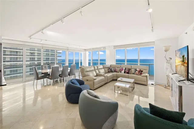 $1,999,000 | 1850 South Ocean Drive, Unit 3301, Hallandale Beach, FL 33009