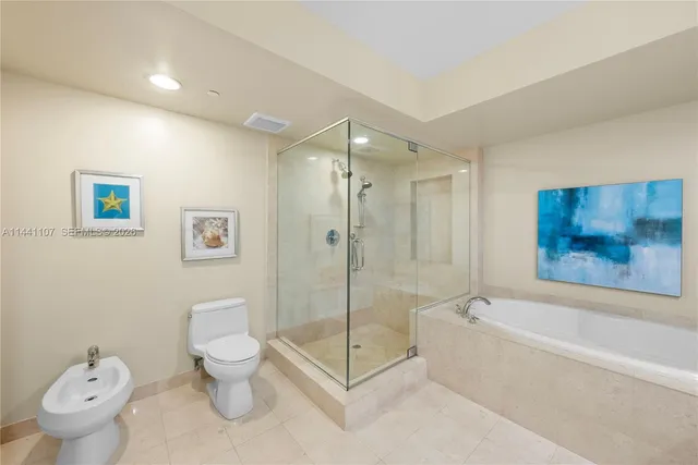 $1,999,000 | 1850 South Ocean Drive, Unit 3301, Hallandale Beach, FL 33009