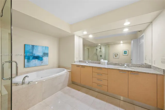 $1,999,000 | 1850 South Ocean Drive, Unit 3301, Hallandale Beach, FL 33009