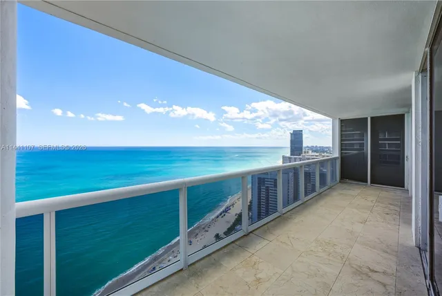$1,999,000 | 1850 South Ocean Drive, Unit 3301, Hallandale Beach, FL 33009