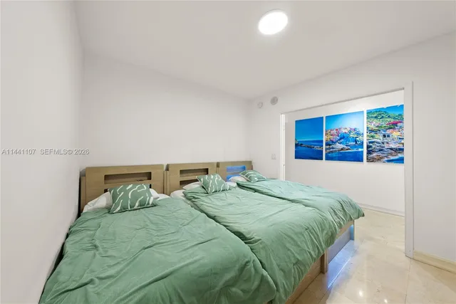 $1,999,000 | 1850 South Ocean Drive, Unit 3301, Hallandale Beach, FL 33009