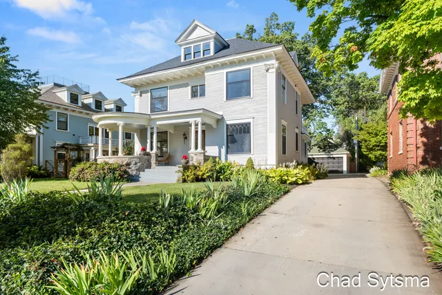 $930,000 | 643 Madison Avenue Southeast, Grand Rapids, MI 49503